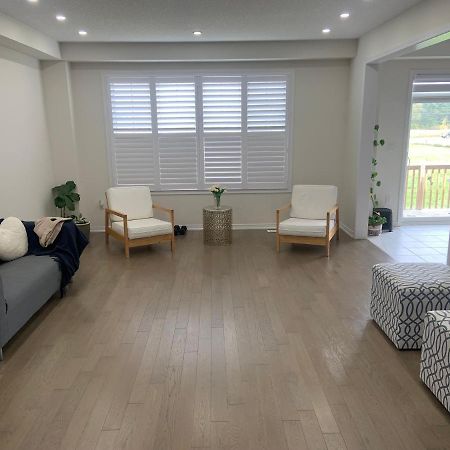 Вилла Niagara- Beautiful Cozy Sunfilled Big Complete House Minutes Drive From Falls Thorold Экстерьер фото